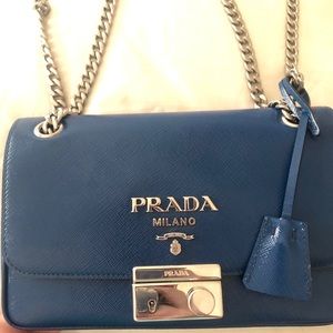 Authentic NWT Prada Saffiano Vernice purse.